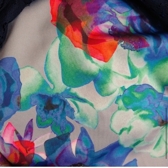 NWT Betsey Johnson Lace Overlay Floral Sheath Dress Size 6 - Picture 4 of 11